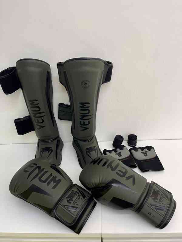 Venum Elite Boxerské Rukavice + Chrániče holení  - foto 4
