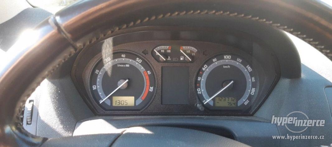 Škoda Fabia 1.2 HTP 47 kW, letní i zimní pneu - foto 6