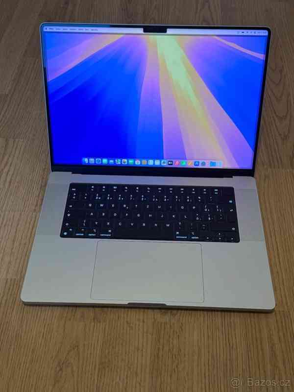 Prodávám Apple MacBook Pro 16” (M3 Pro, konfigurace 18/512)  - foto 3