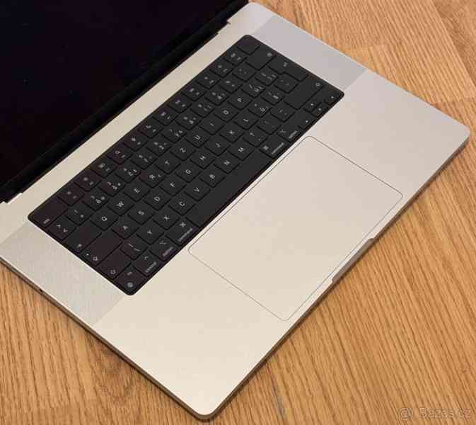 Prodávám Apple MacBook Pro 16” (M3 Pro, konfigurace 18/512)  - foto 5