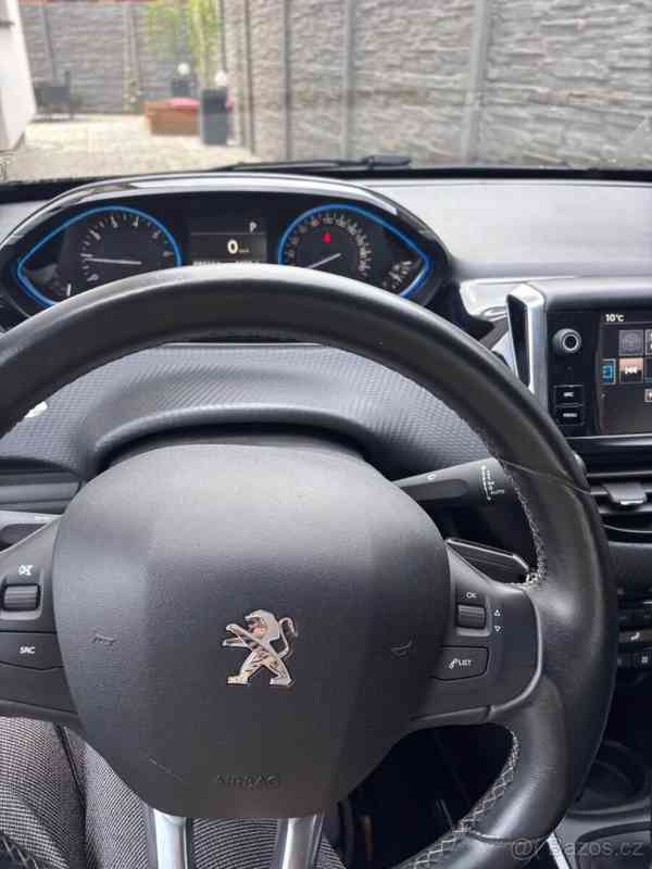 Peugeot 2008 1,2   PT Allure Automat - foto 10