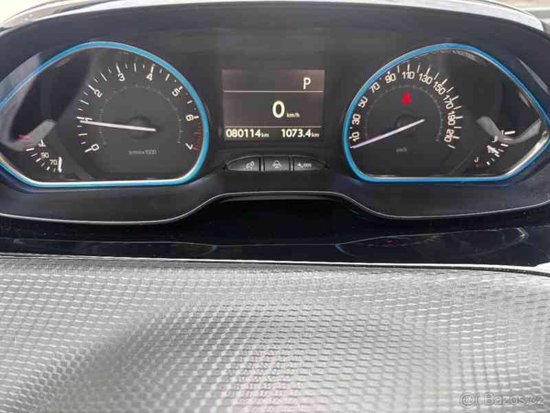Peugeot 2008 1,2   PT Allure Automat - foto 6
