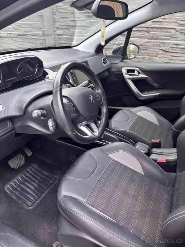 Peugeot 2008 1,2   PT Allure Automat - foto 11