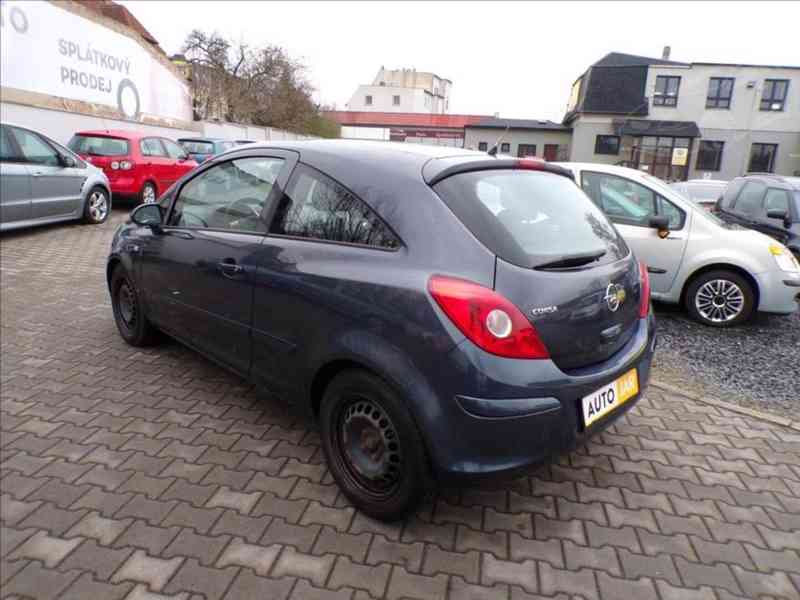 Opel Corsa 1,2 16V KLIMA - foto 3
