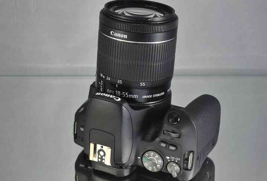 Canon EOS 200D + EFS 18-55mm  IS STM *880 Exp. - foto 7