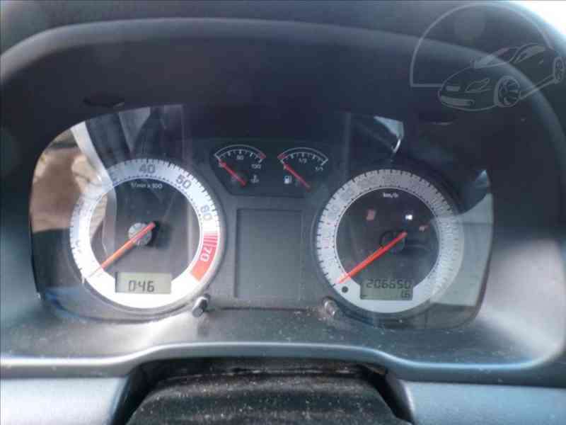 Škoda Octavia 1,8 20V-TURBO 132KW RS,XENONY - foto 5