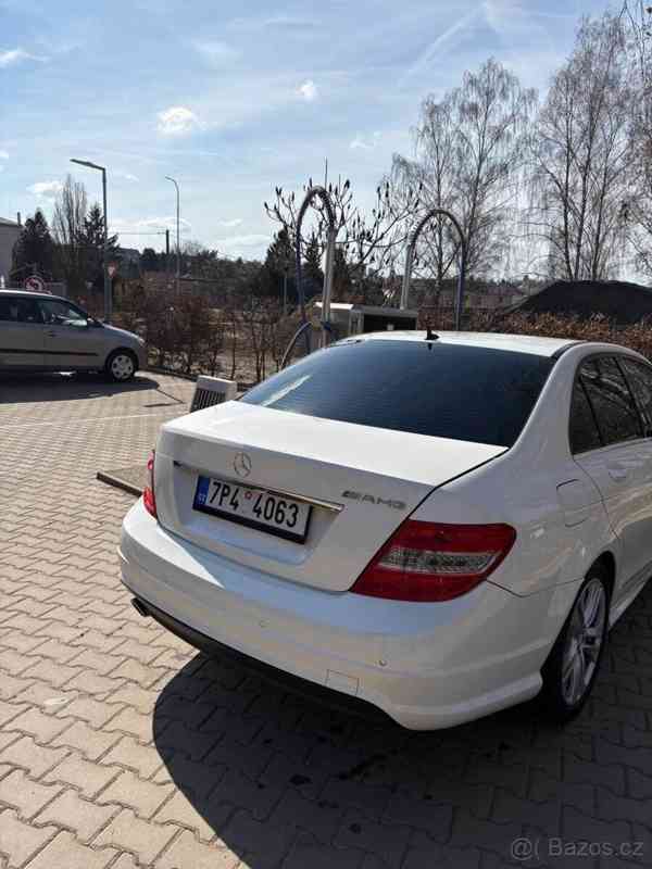 Mercedes-Benz Třídy C w204 c250 amg - foto 9