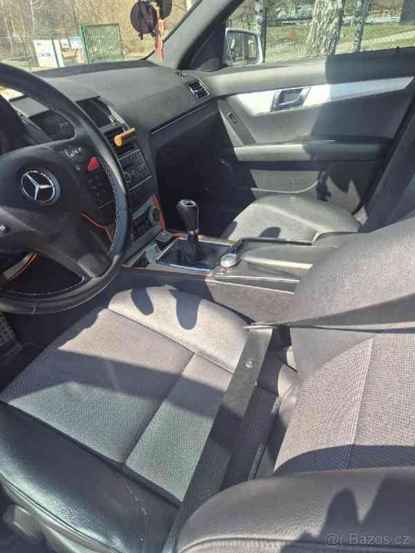 Mercedes-Benz Třídy C w204 c250 amg - foto 13