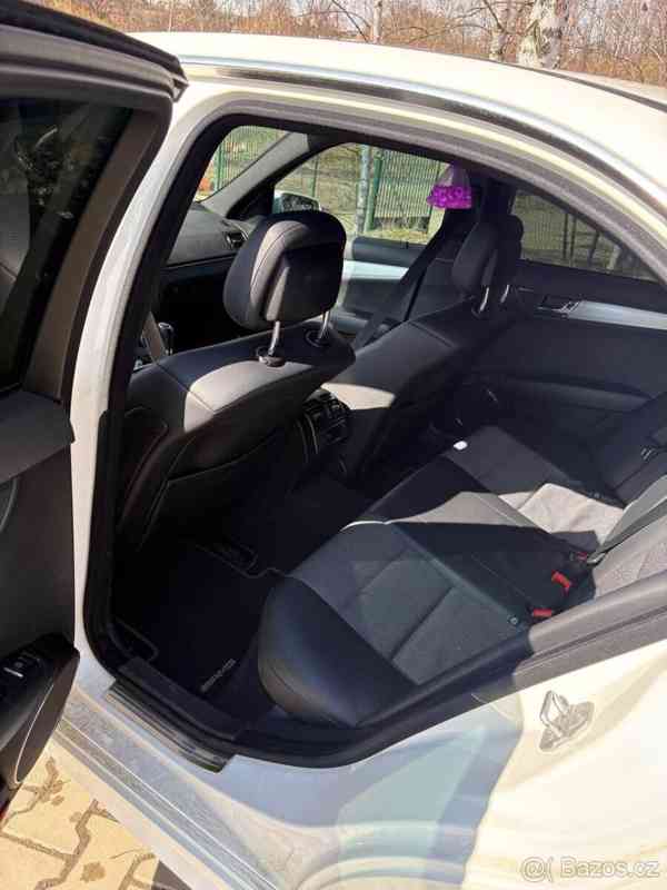 Mercedes-Benz Třídy C w204 c250 amg - foto 10