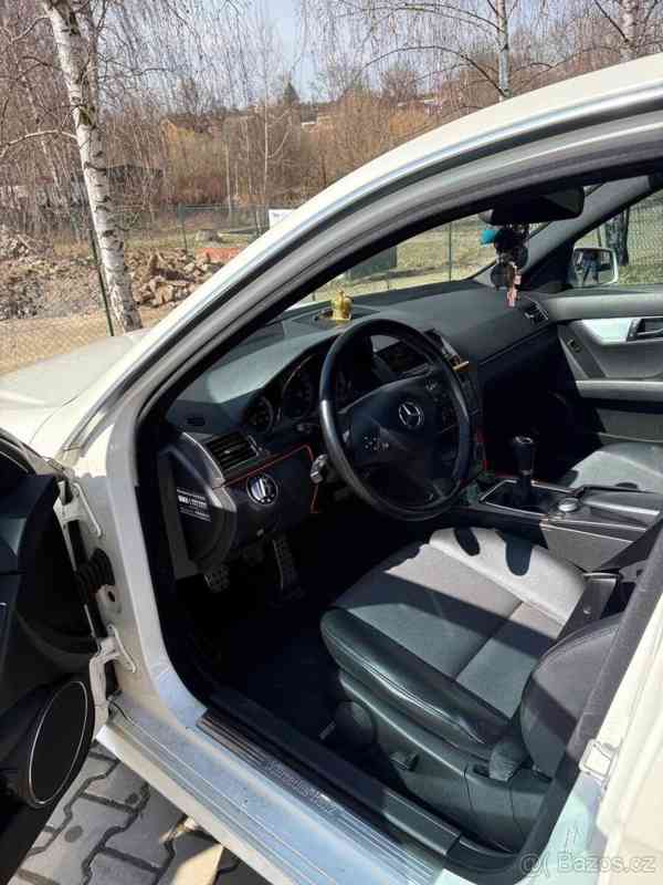 Mercedes-Benz Třídy C w204 c250 amg - foto 12