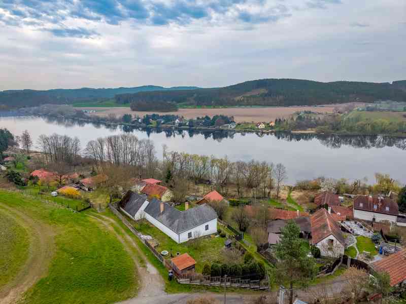 RD nebo Chata na Slapech  v Hříměždicích, okr. Příbram
