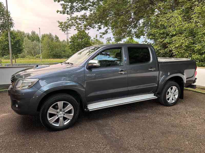 Toyota Hilux Double Cab 3.0 D-4D 4x4 Life Aut. 126kw - foto 14