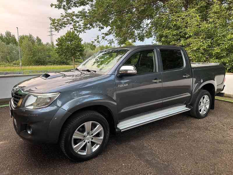 Toyota Hilux Double Cab 3.0 D-4D 4x4 Life Aut. 126kw - foto 31