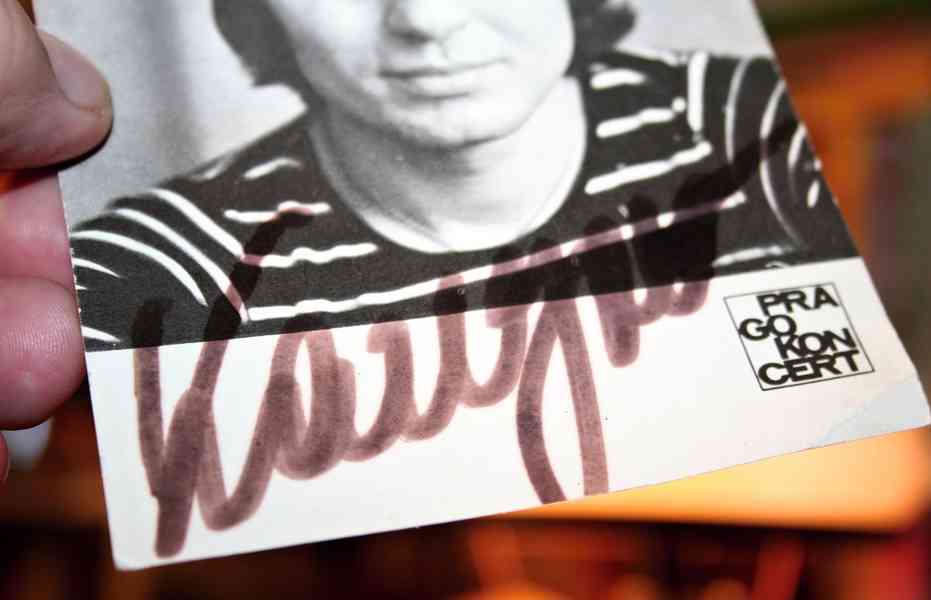 KAREL GOTT - autogram - NEJLEVNĚJI !!! - foto 2
