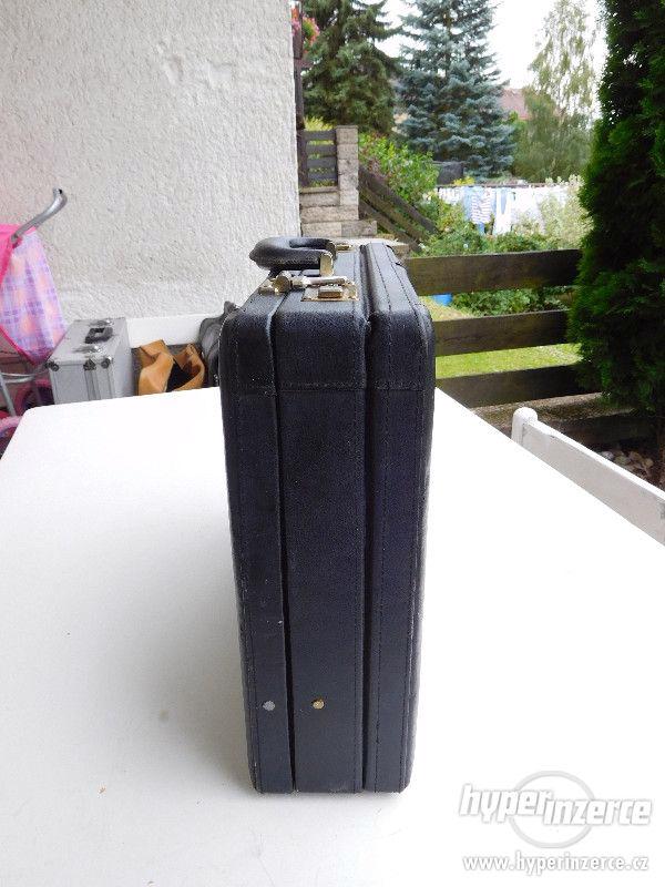 kvalitní kožený kufřík - foto 4