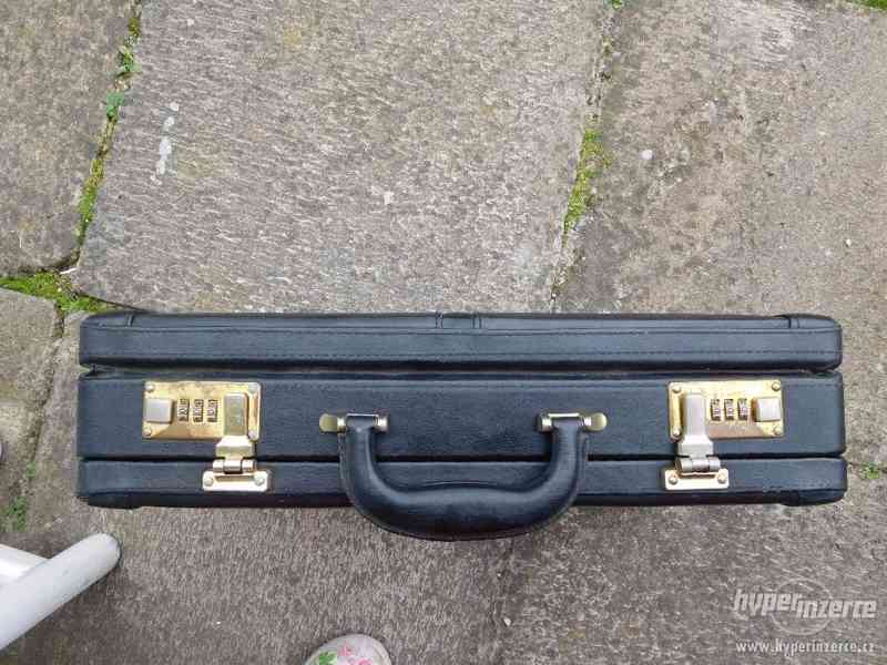kvalitní kožený kufřík - foto 5