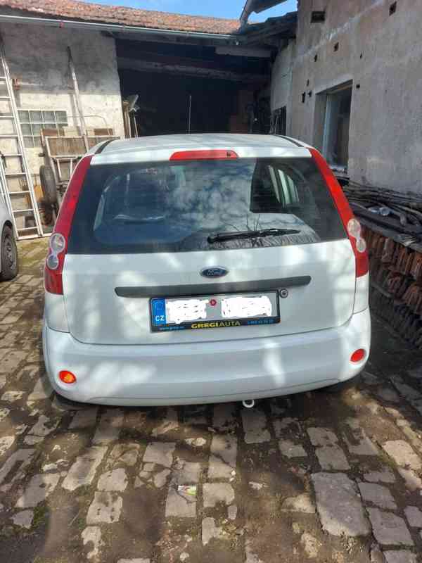 Ford fiesta - foto 2