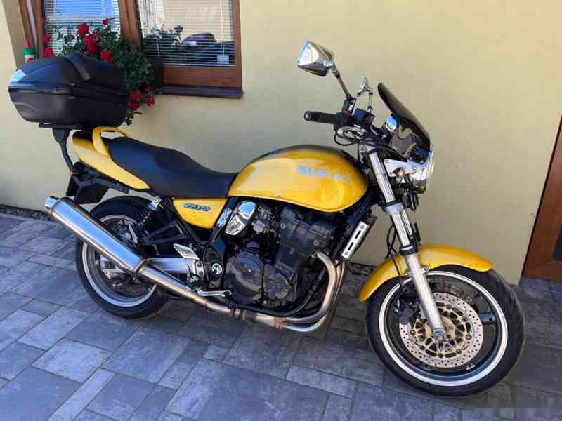 Suzuki GSX 750 - foto 2