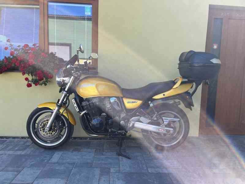 Suzuki GSX 750 - foto 11