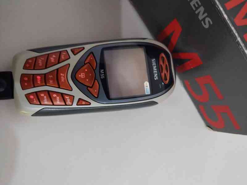 Prodám mobilní telefon Siemens M55 - foto 7