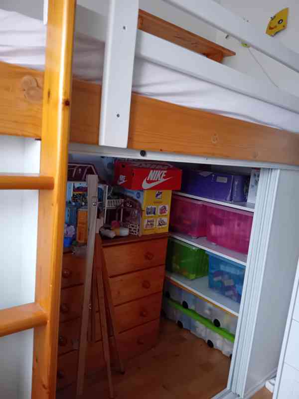 Zvýšená postel s úložným prostorem - foto 5