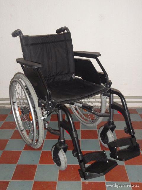 Mechanický invalidní vozík - nový - foto 1