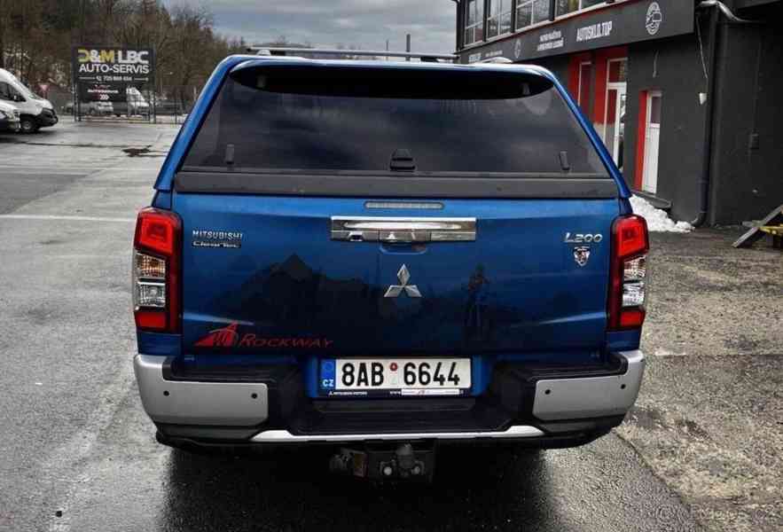 Mitsubishi L200 2,3 INSTYLE 2.2 DI-D 4WD DOUBLE CAB 5AT  MAN - foto 7