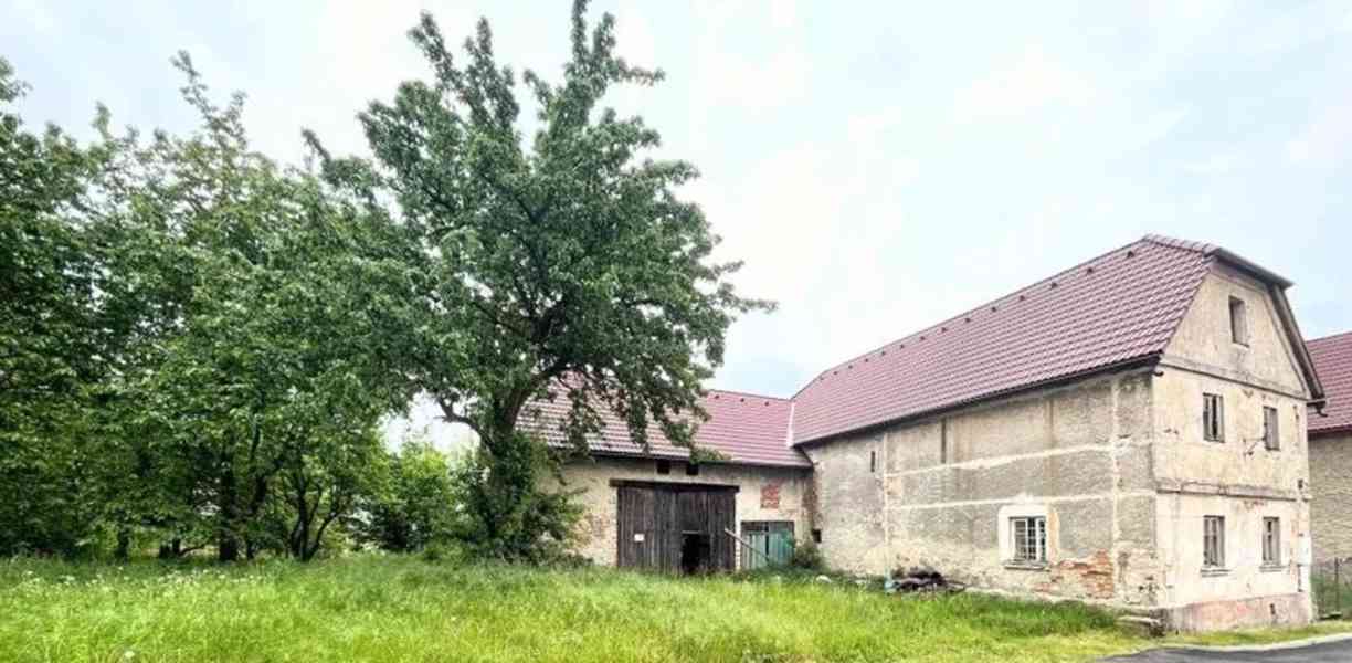 Prodej rodinného domu před rekonstrukcí v Kravařích,  s poze - foto 17