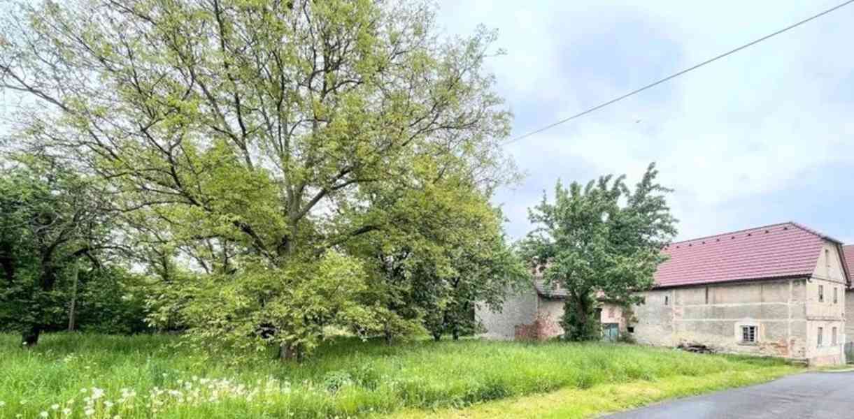 Prodej rodinného domu před rekonstrukcí v Kravařích,  s poze - foto 9