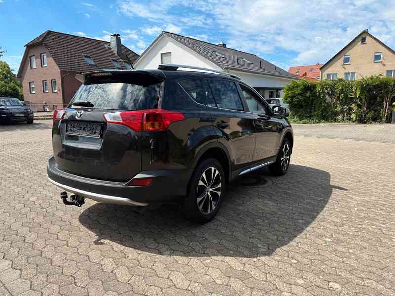 Toyota RAV 4 2,0i Edition benzín 112kw - foto 7