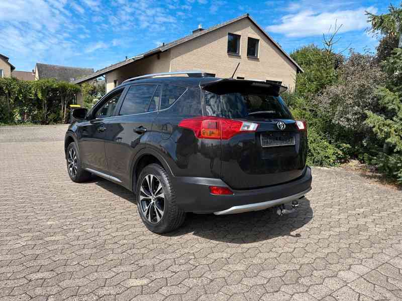 Toyota RAV 4 2,0i Edition benzín 112kw - foto 4