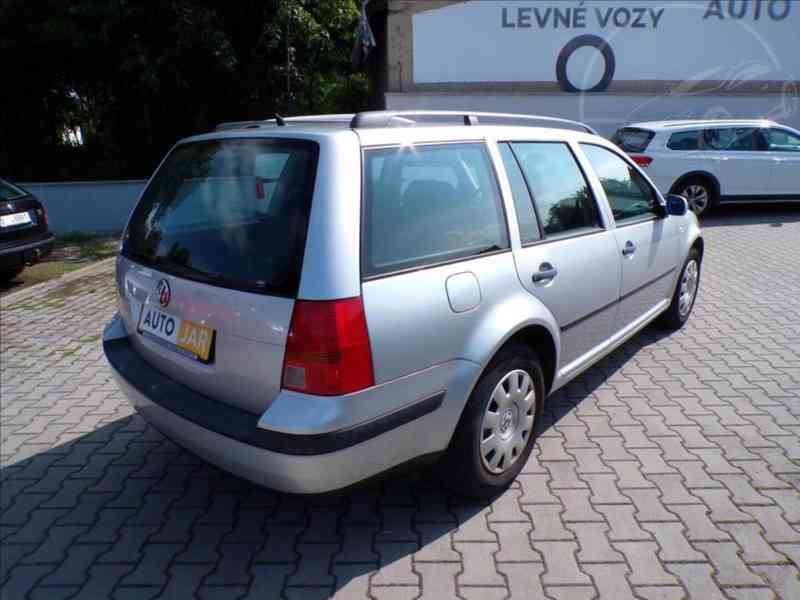 Volkswagen Golf 1,6 16V-HNED ODJÍŽDÍTE - foto 4