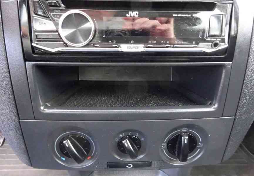 Škoda Fabia 1.2i r.v.2003 (47 kw) 2.Majitel Koupeno v ČR - foto 11