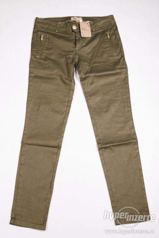 Dámské kalhoty Bershka zeleno-zlaté - foto 2