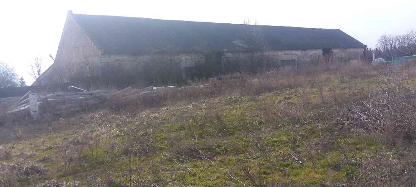 Prodám uzavřený objekt Nemyslovice.29429. - foto 2