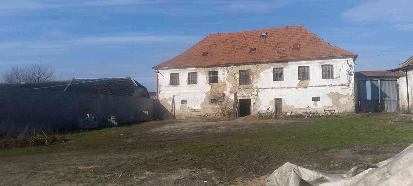 Prodám uzavřený objekt Nemyslovice.29429. - foto 3