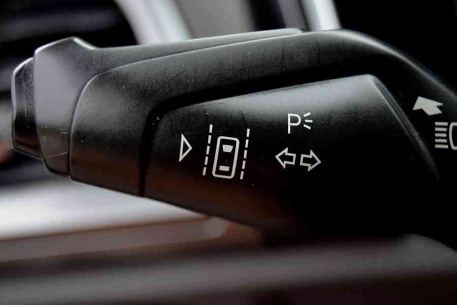 Ford Mondeo V 2.0 TDCI 110kW Titanium kombi - foto 12