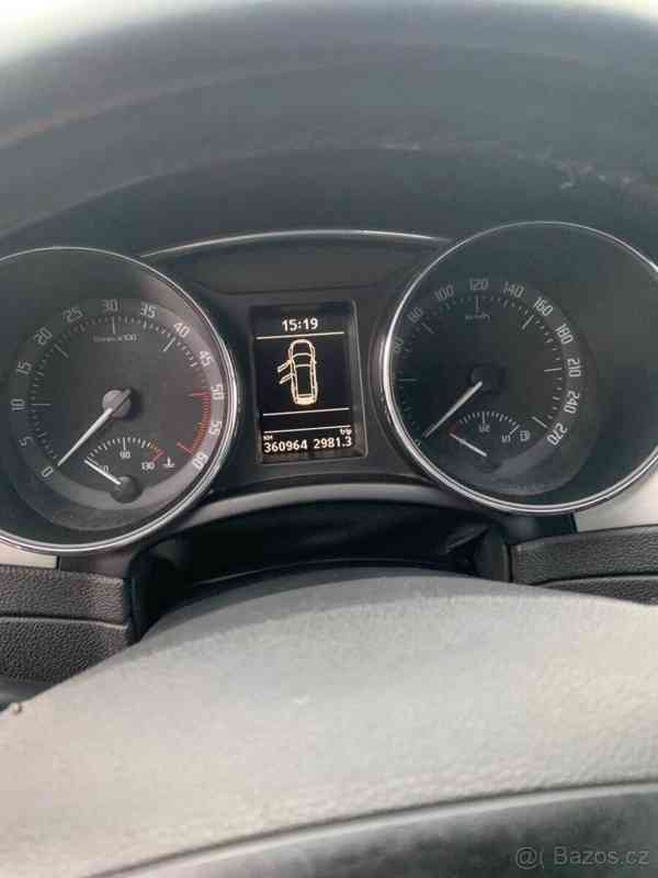 Škoda Superb 2010 103Kw - foto 3