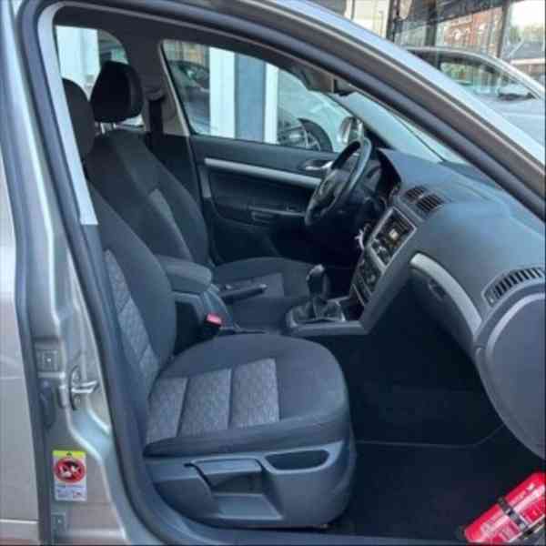 Škoda Octavia 1,6   Prodej - foto 2