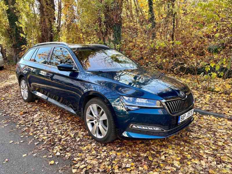 Škoda Superb 2,0   TDI 110 kW Style Plus - foto 4