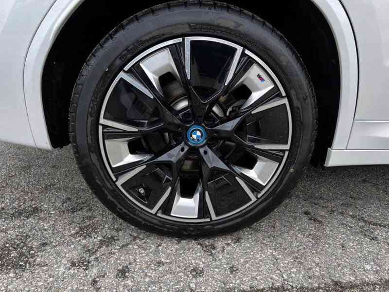 BMW iX3 M-sport Topputstyrt Krok - foto 17