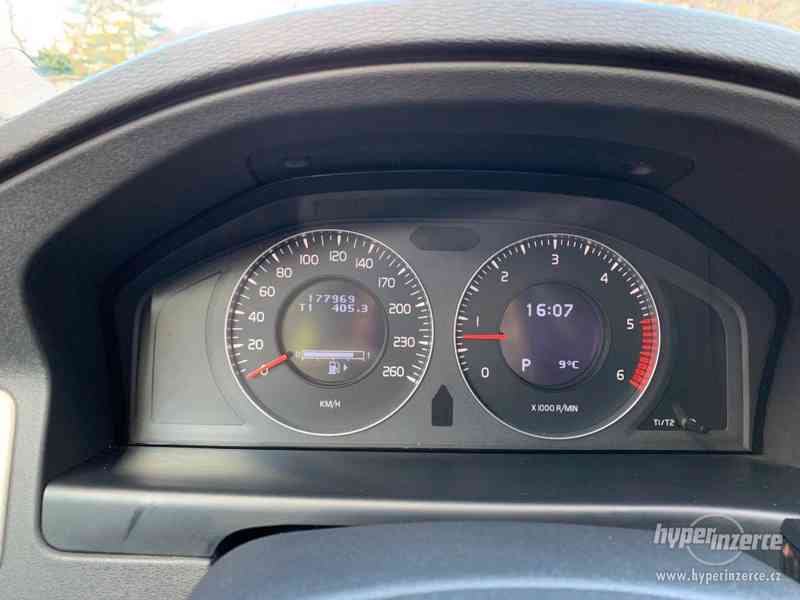 Volvo XC70 2.4 D5 - foto 6