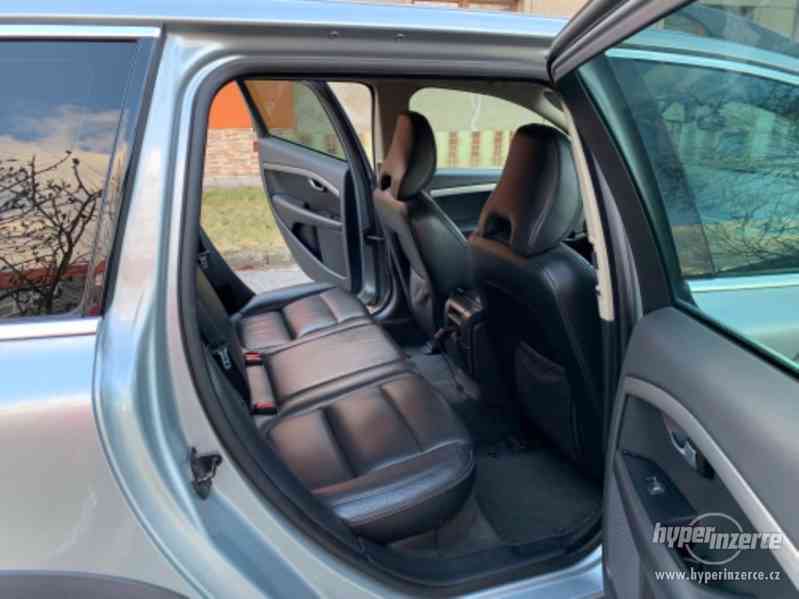 Volvo XC70 2.4 D5 - foto 7