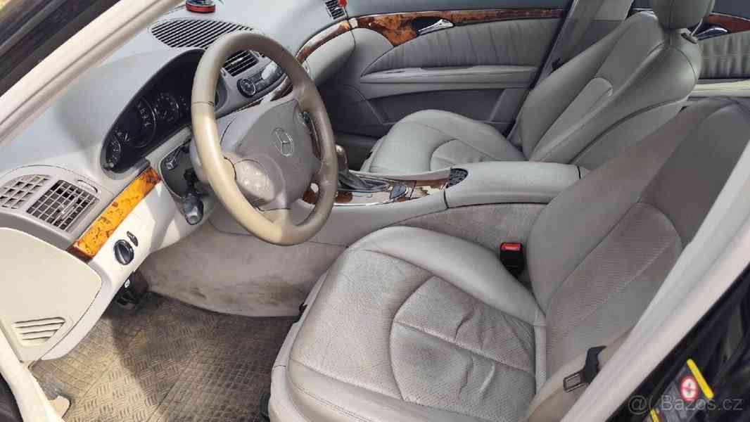 Mercedes-Benz Třídy E 2,0   NÁJEZD 178t KM | KOMFORTNÍ JÍZ - foto 11