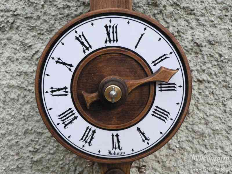 Dřevěné hodiny s lihýřovým regulátorem - foto 6