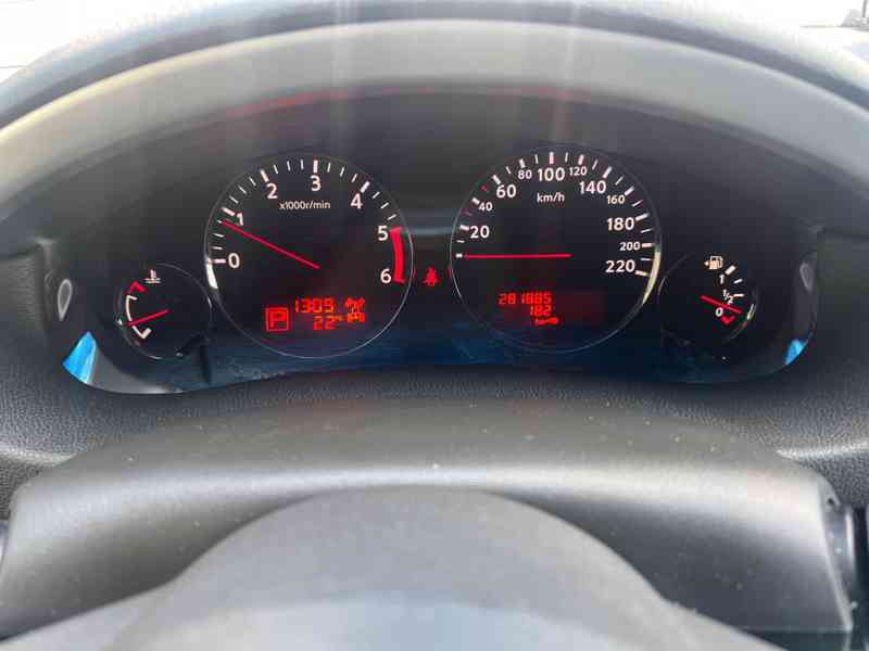 Nissan Pathfinder  2.5 dCi SE Aut. 140kw - foto 13