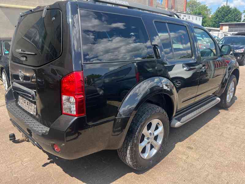 Nissan Pathfinder  2.5 dCi SE Aut. 140kw - foto 10