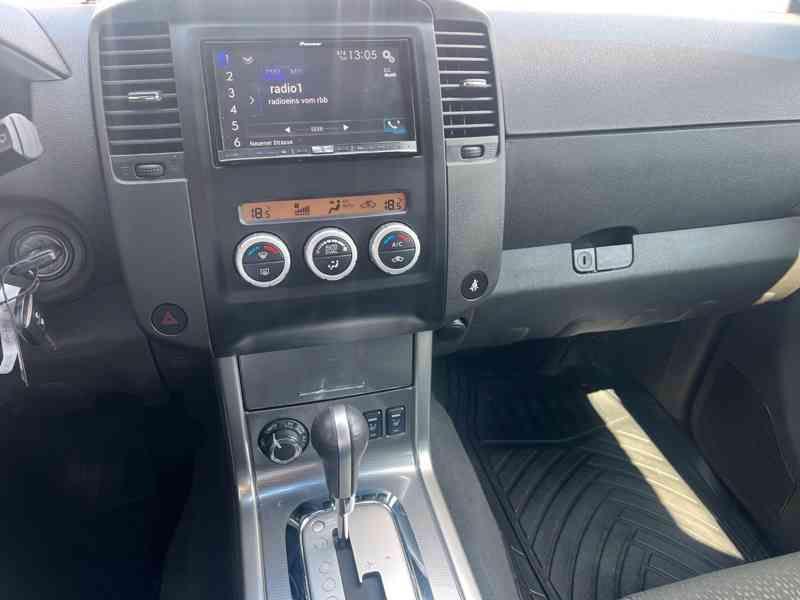 Nissan Pathfinder  2.5 dCi SE Aut. 140kw - foto 14