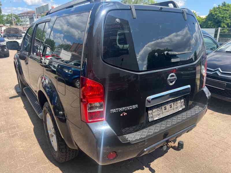 Nissan Pathfinder  2.5 dCi SE Aut. 140kw - foto 15
