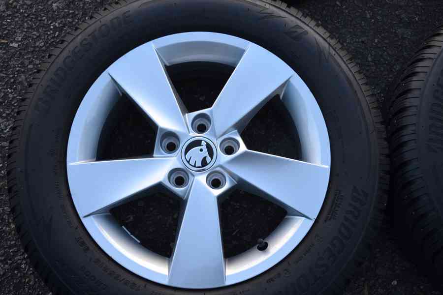 Š.Fabia IV/VW Polo.S.Ibiza -NOVÁ zimní ALU sada 185/65R15. - foto 6